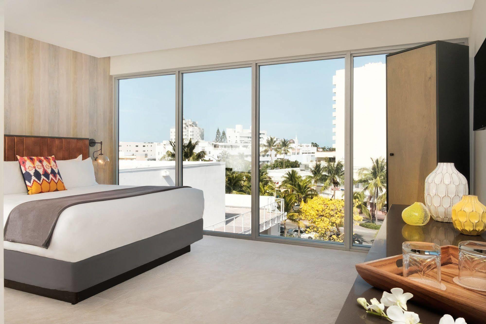 Washington Park Hotel South Beach Маями Бийч Екстериор снимка
